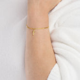14k Yellow Gold Cross Dangle Curb Chain Bracelet